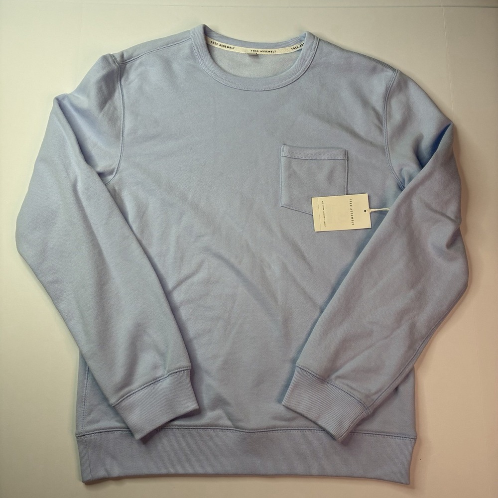 Free Assembly Men's Fleece Crewneck Sweatshirt w Pocket Size S Light Blue NEW